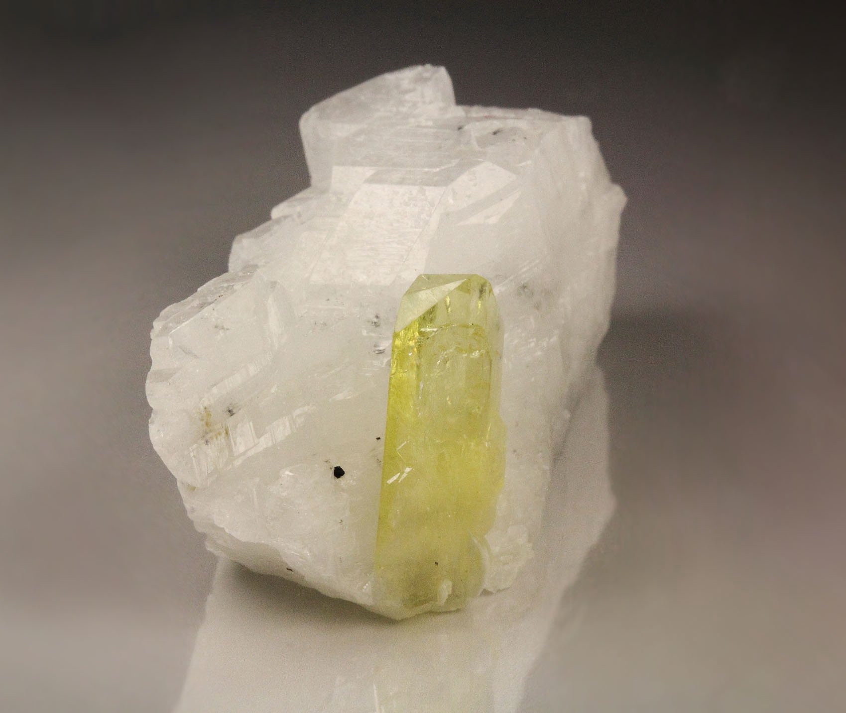 gem BRAZILIANITE, ALBITE