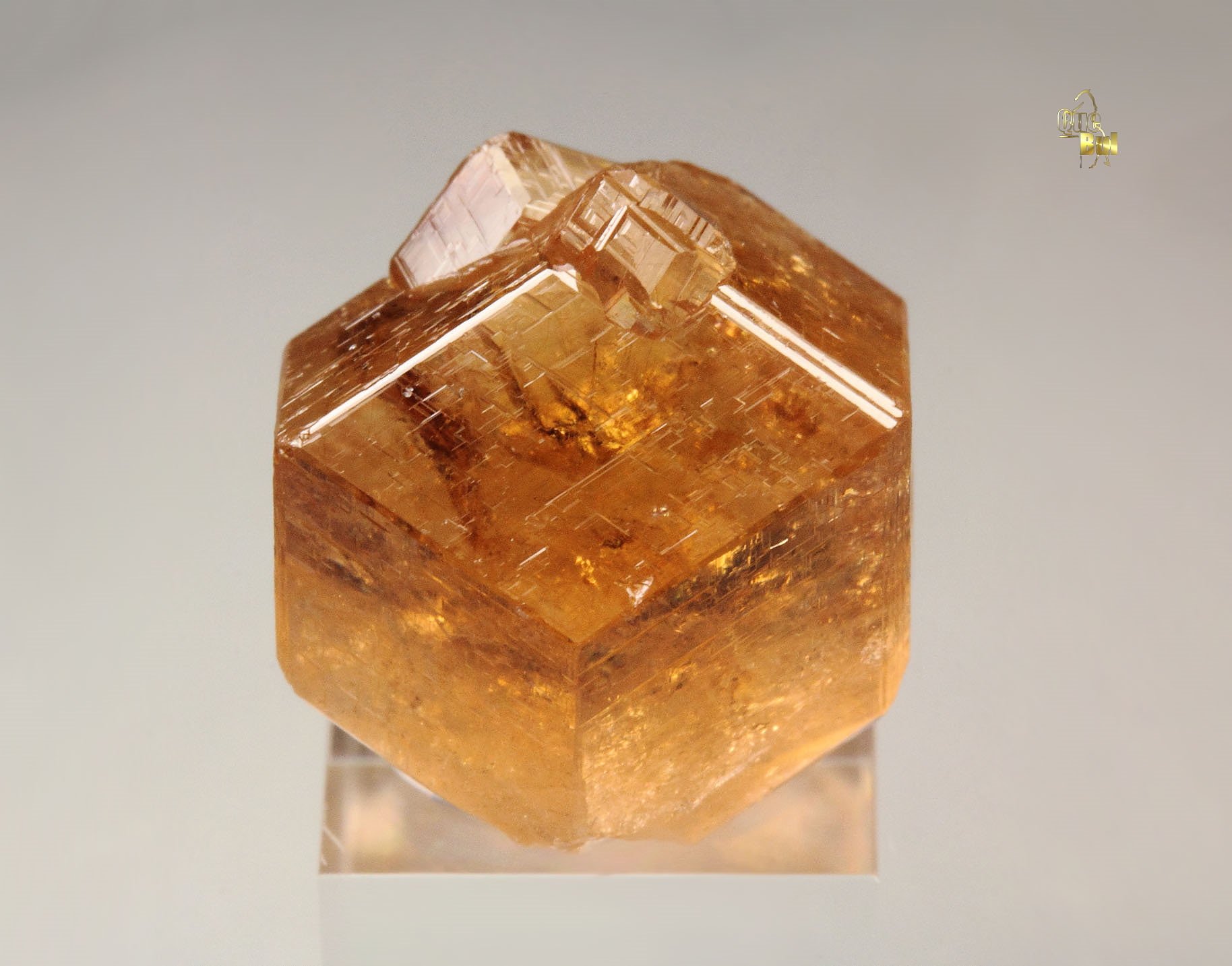 gem GARNET var. GROSSULAR