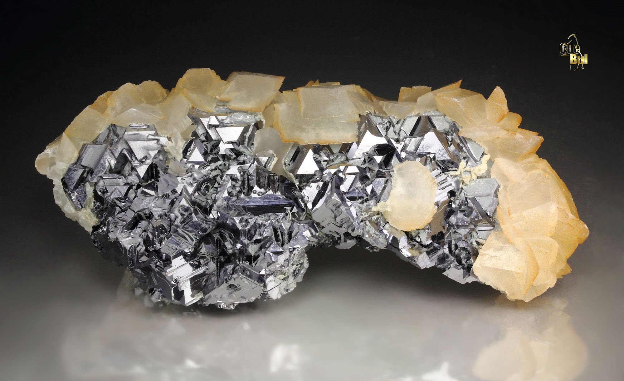 GALENA - SPINEL LAW TWIN, CALCITE