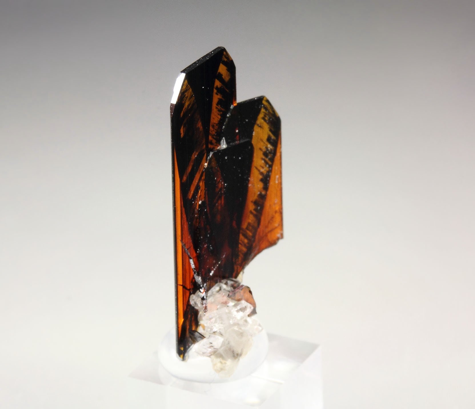 BROOKITE