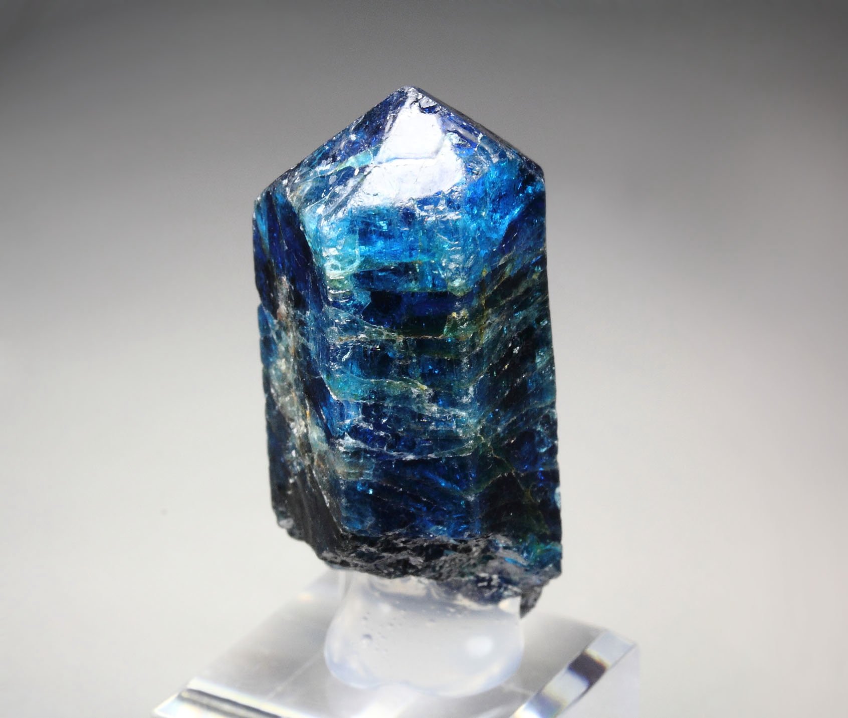 FLUORAPATITE