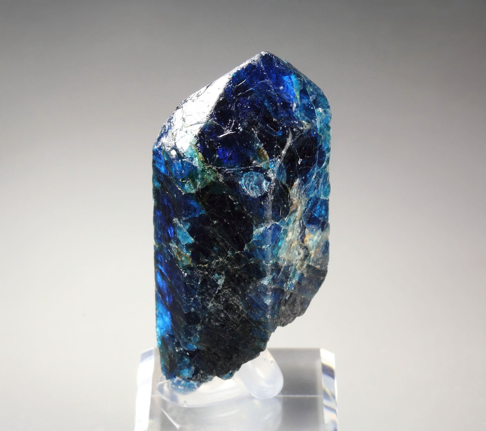 FLUORAPATITE