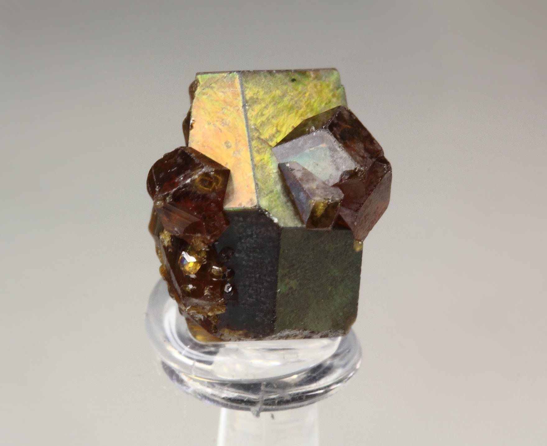 iridescent rainbow GARNET var. ANDRADITE