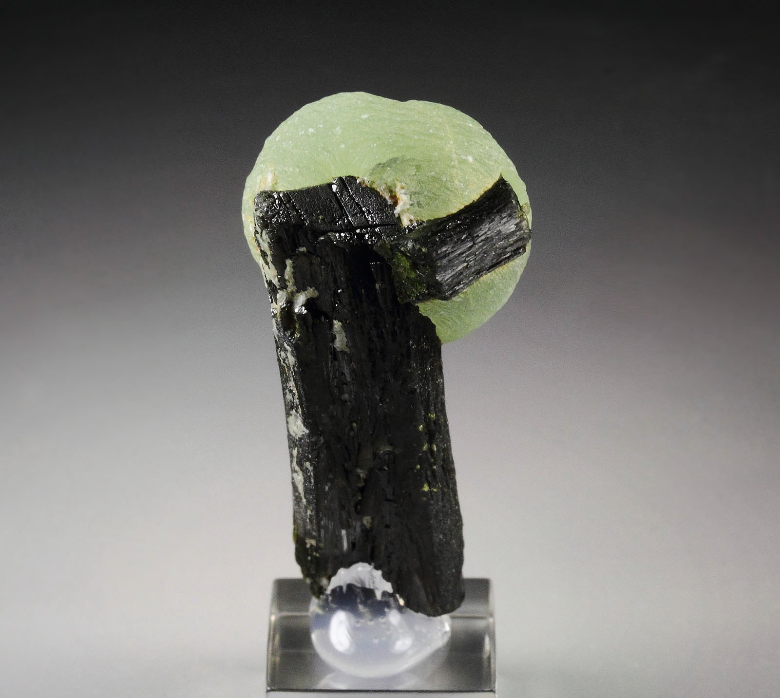 PREHNITE, EPIDOTE