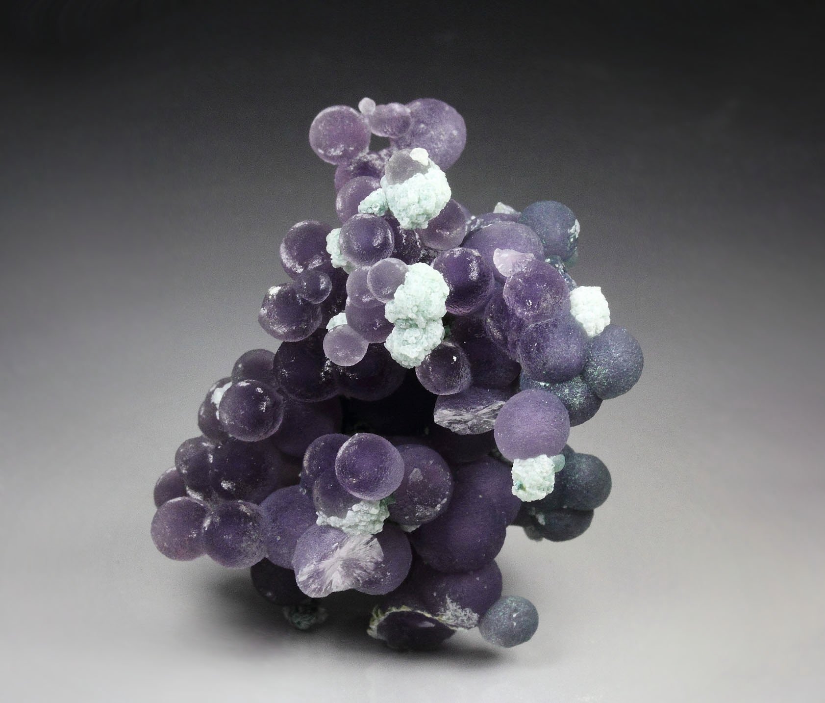 QUARTZ var. AMETHYST - grape agate