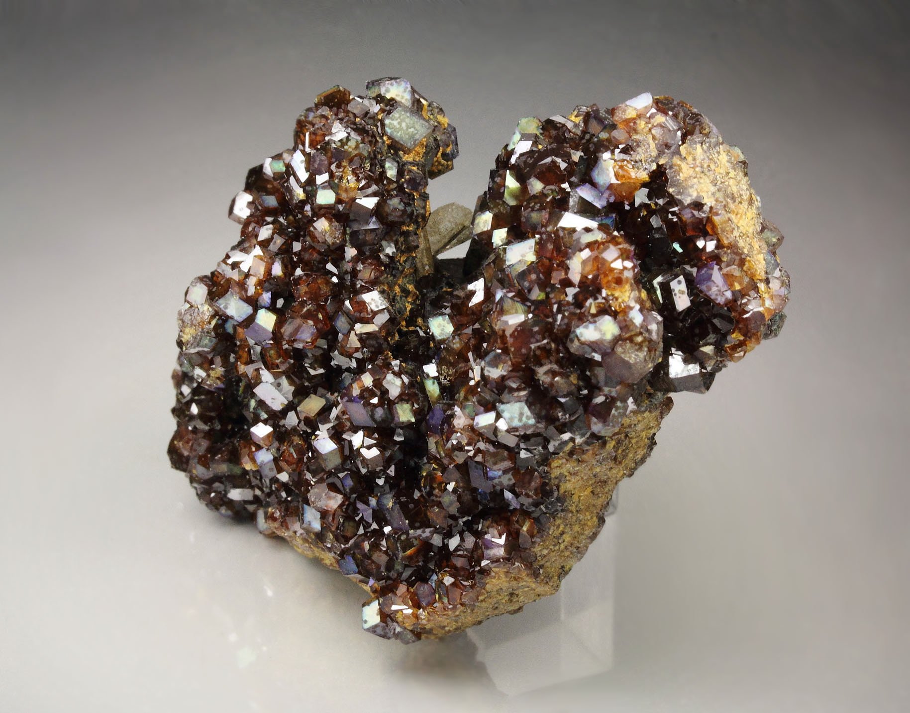 iridescent rainbow GARNET var. ANDRADITE