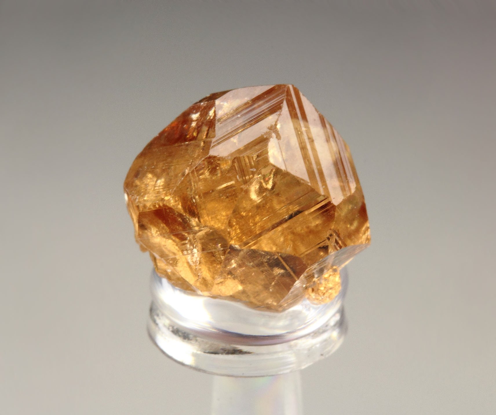 gem GARNET var. GROSSULAR