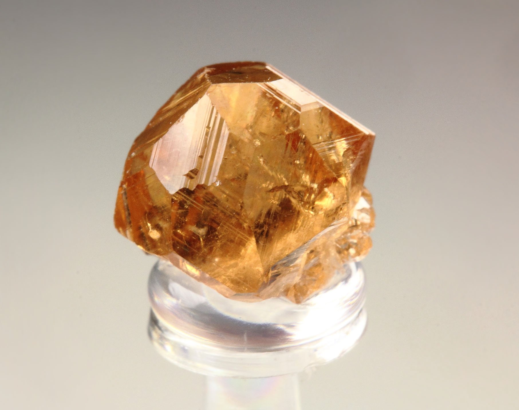 gem GARNET var. GROSSULAR