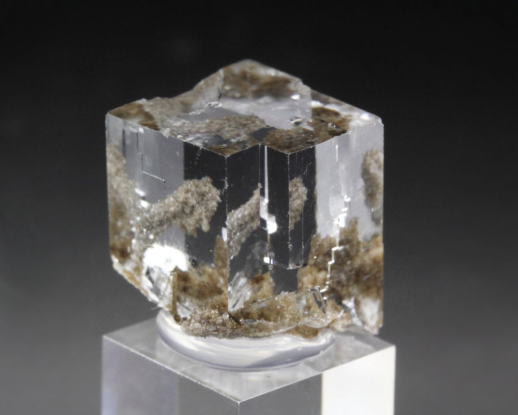 water-clear FLUORITE