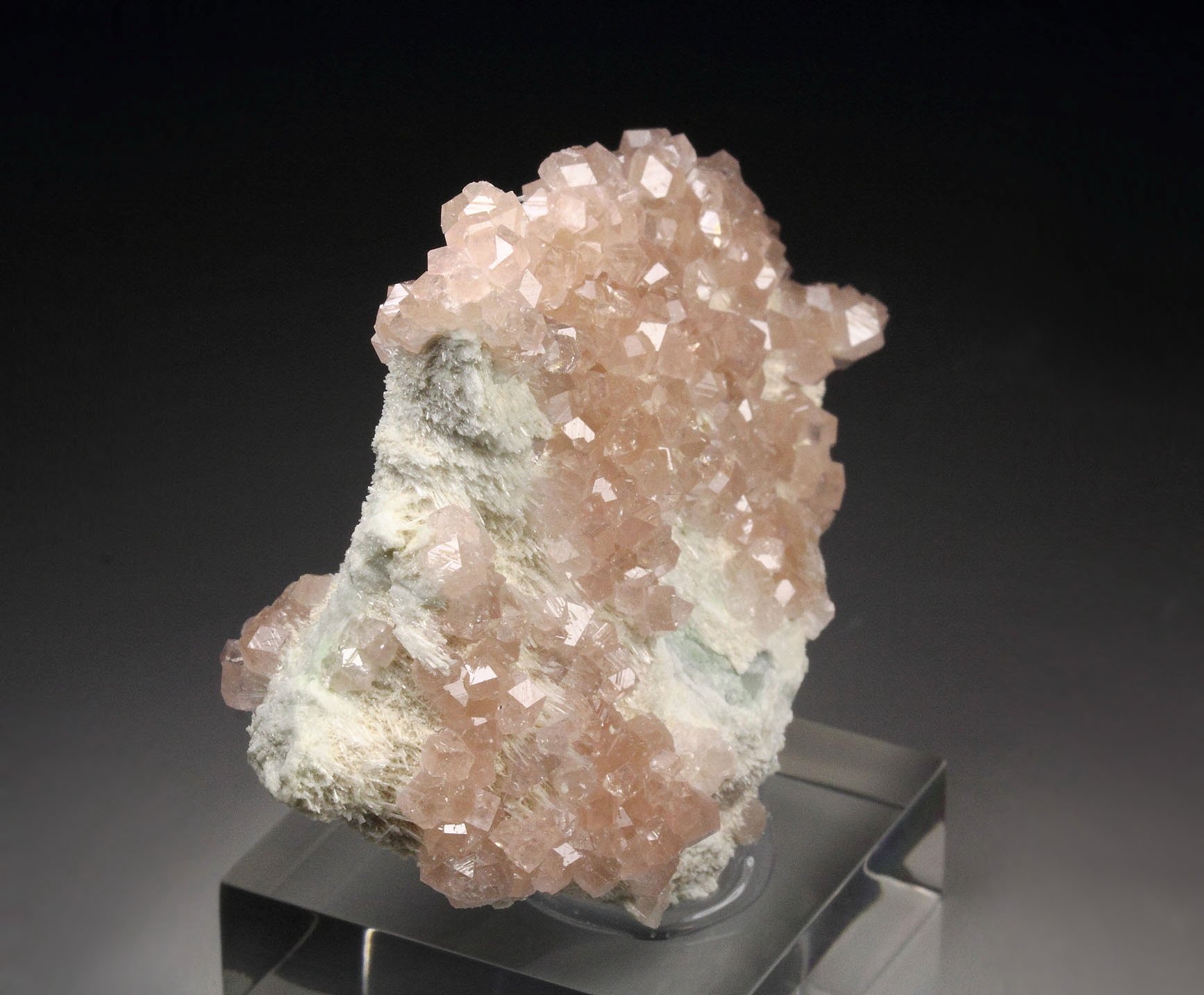 gem pink GARNET var. GROSSULAR, DIOPSIDE