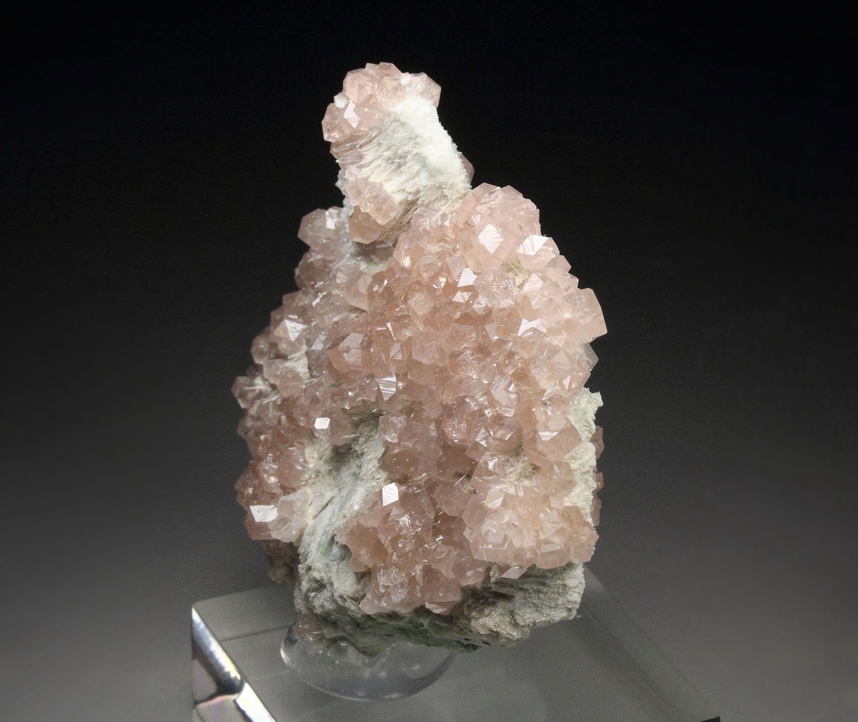 gem pink GARNET var. GROSSULAR, DIOPSIDE