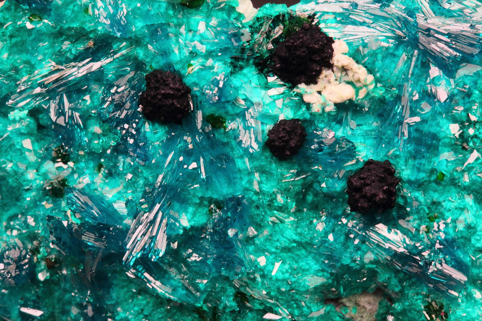 DIOPTASE, MOTTRAMITE