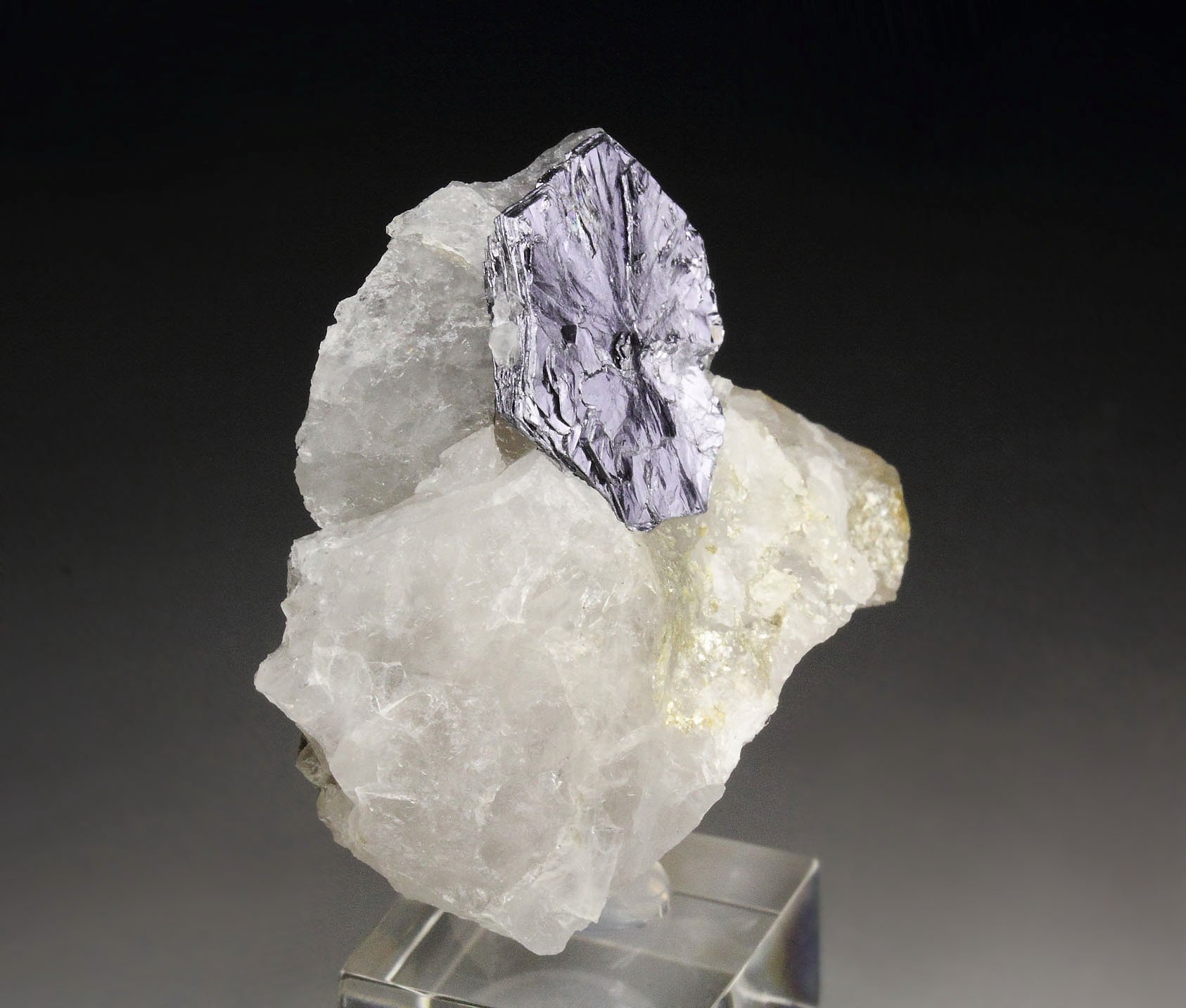 MOLYBDENITE