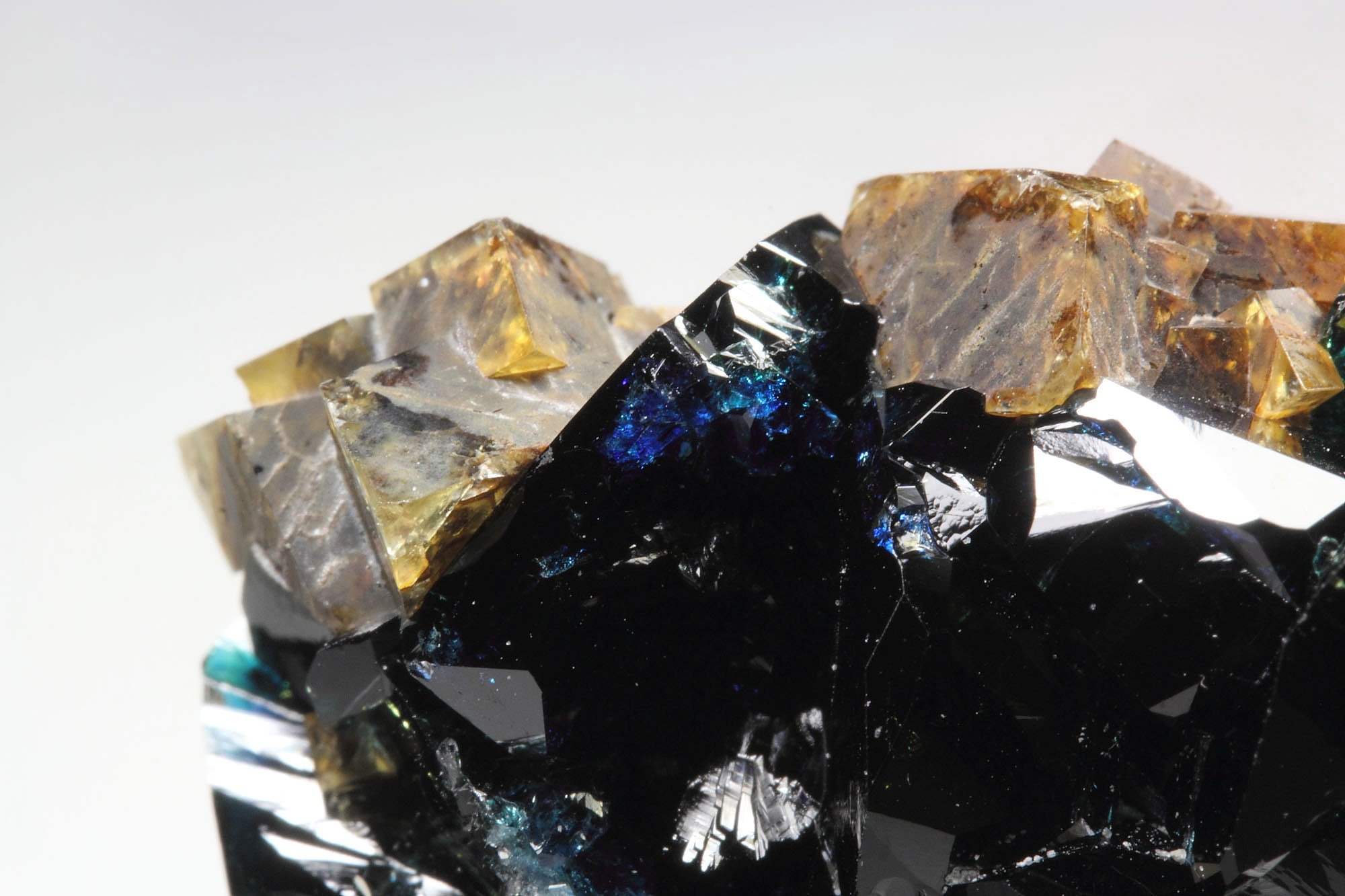 gemmy LAZULITE, SIDERITE, QUARTZ 