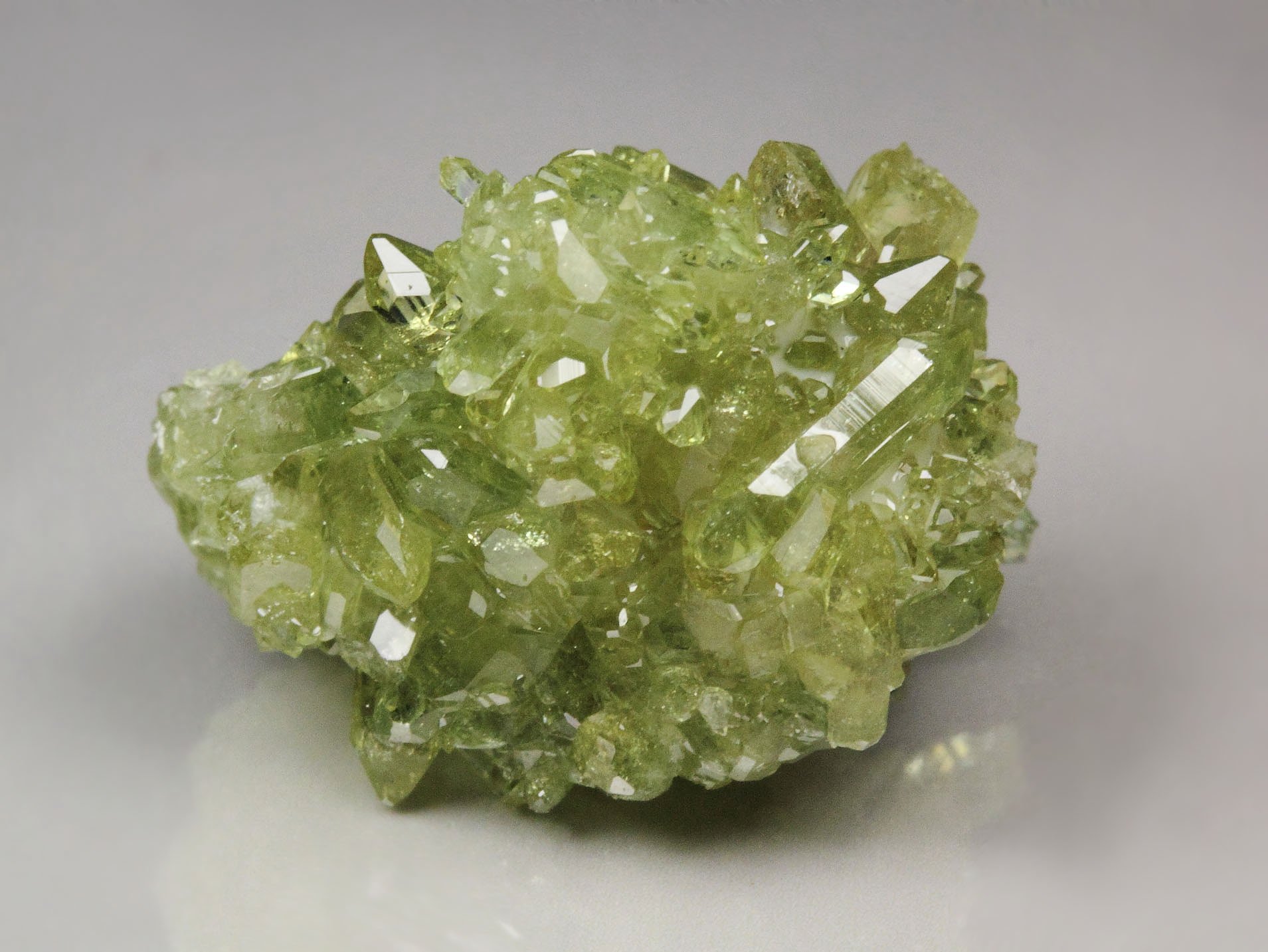 gem VESUVIANITE