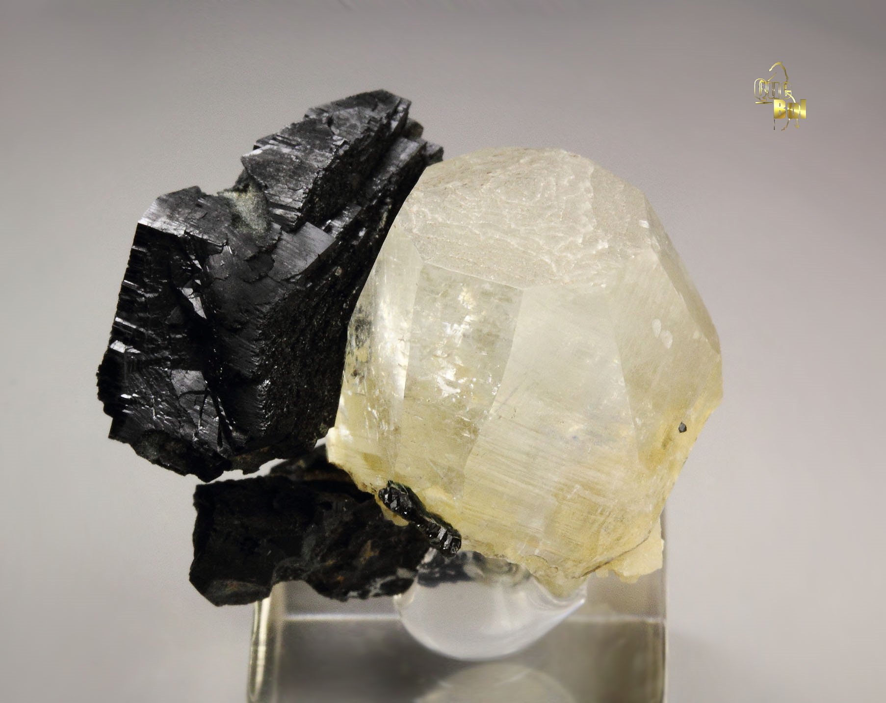 BABINGTONITE, CALCITE