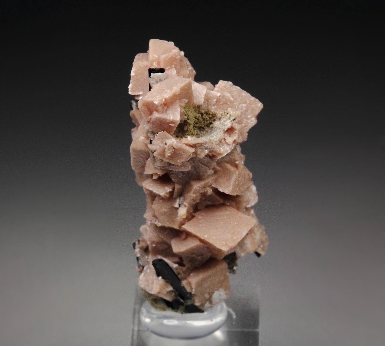 RHODOCHROSITE, AEGIRINE