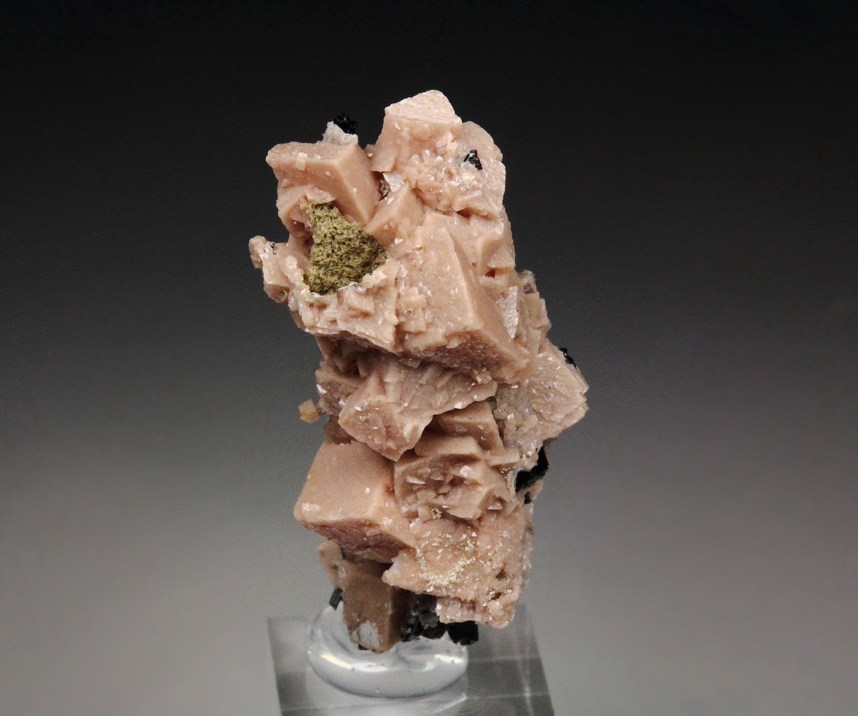 RHODOCHROSITE, AEGIRINE