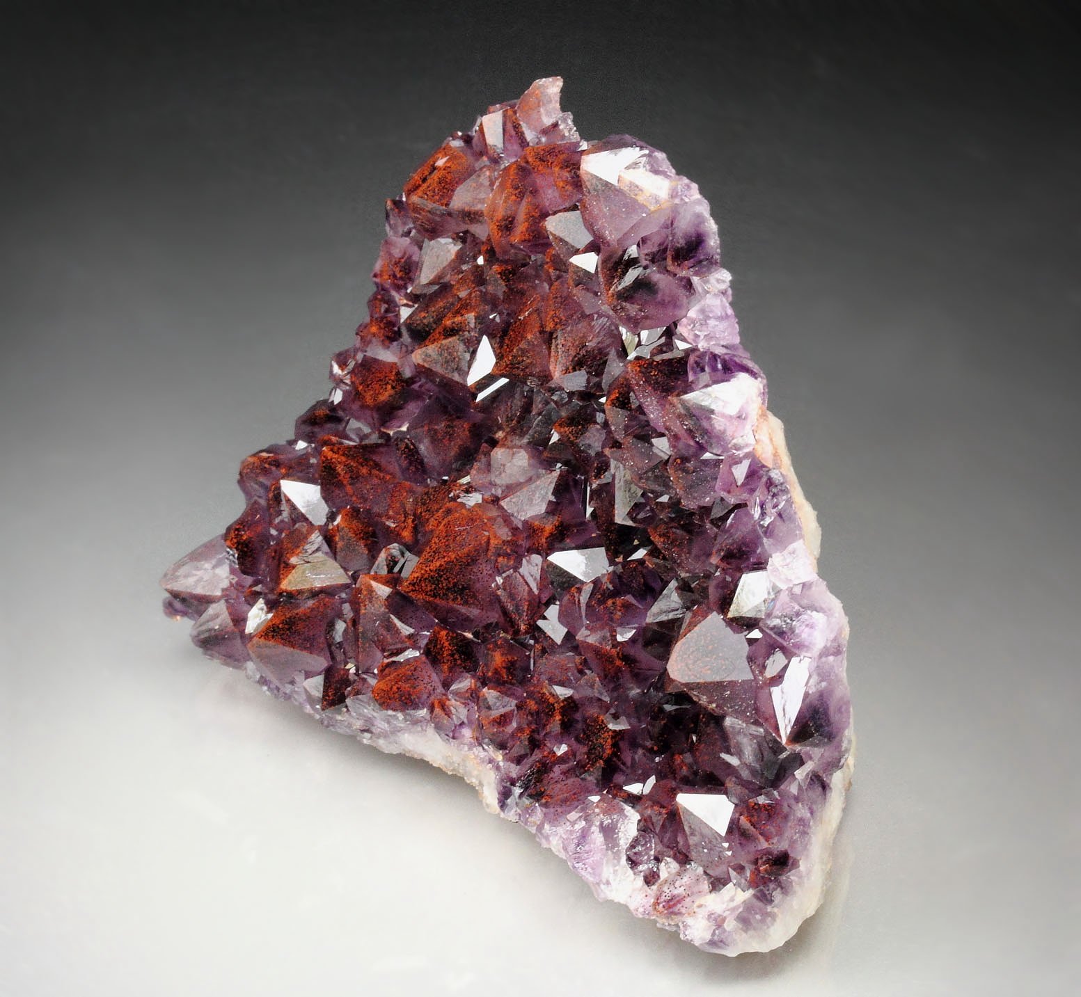 QUARTZ var. AMETHYST with HEMATITE inclusions