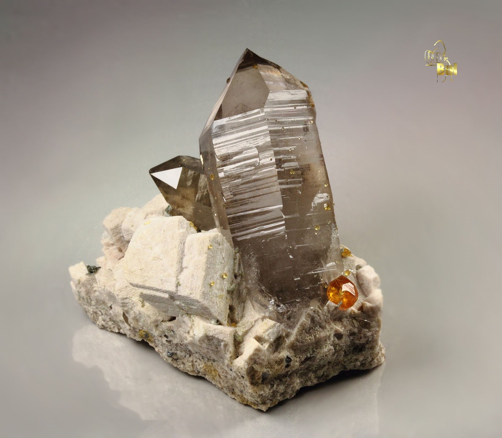 QUARTZ var. SMOKY, gem GARNET var. SPESSARTINE, MICROCLINE