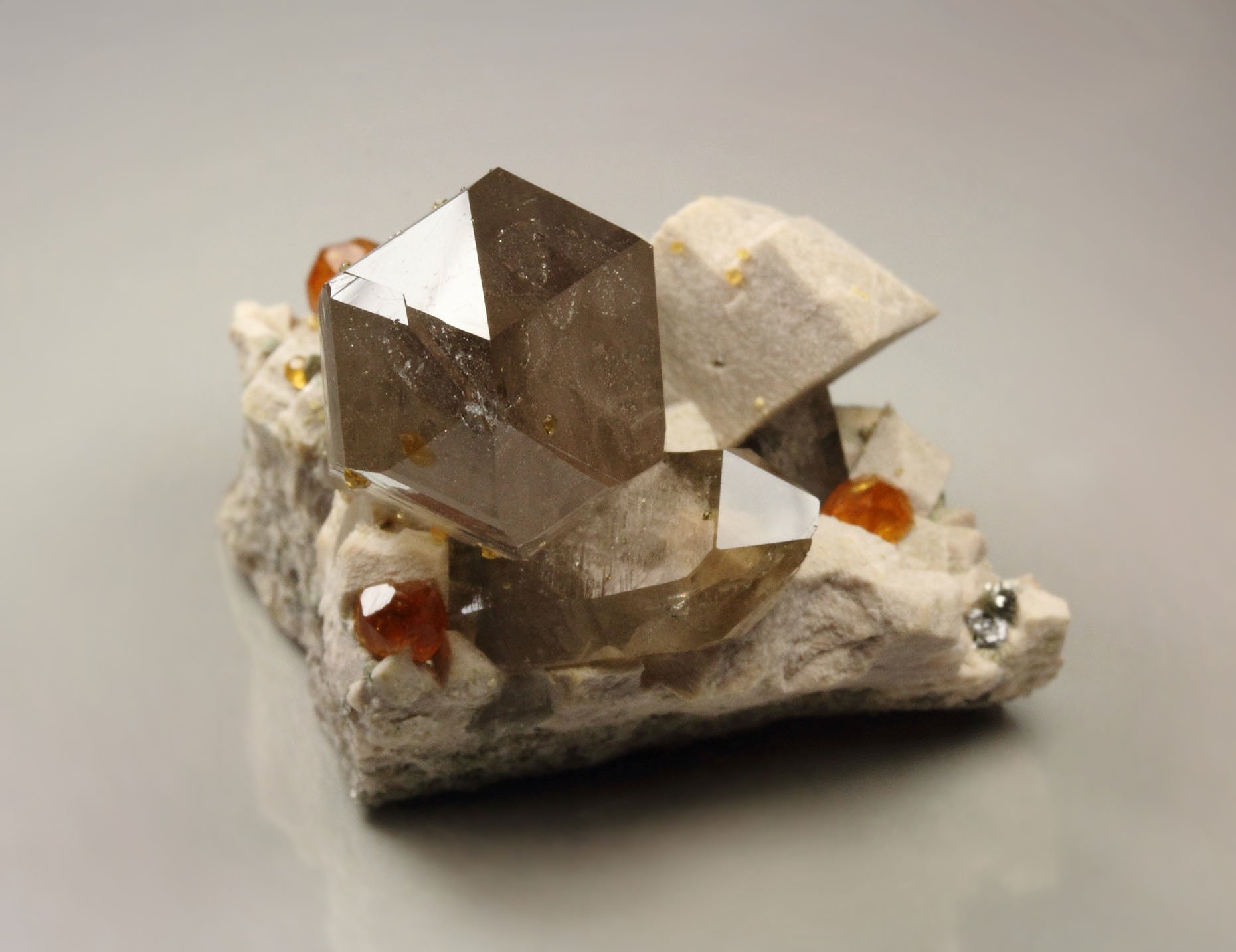 QUARTZ var. SMOKY, gem GARNET var. SPESSARTINE, MICROCLINE