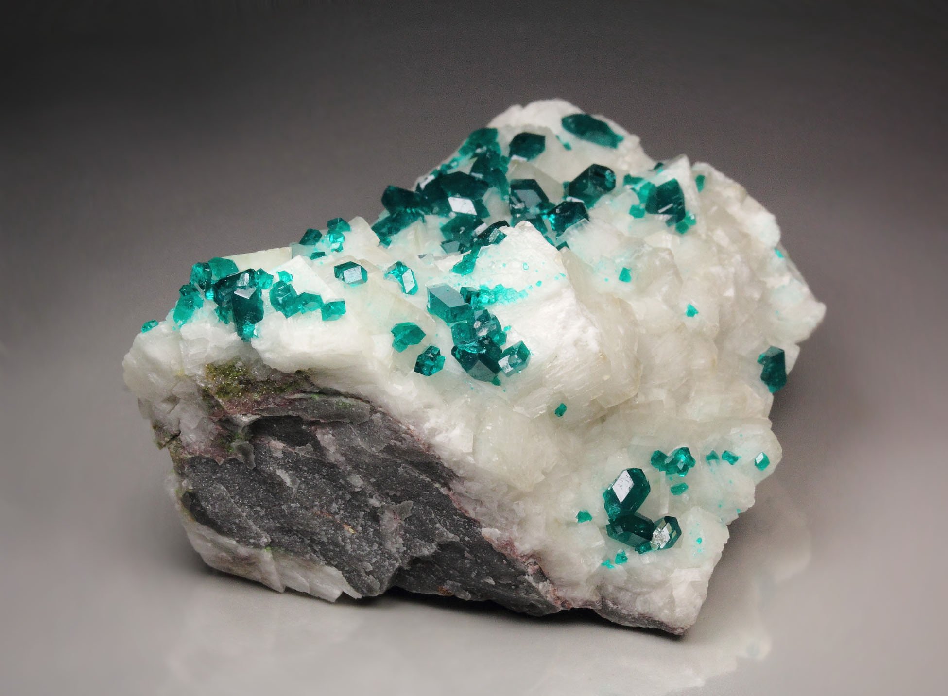 gemmy DIOPTASE, CALCITE