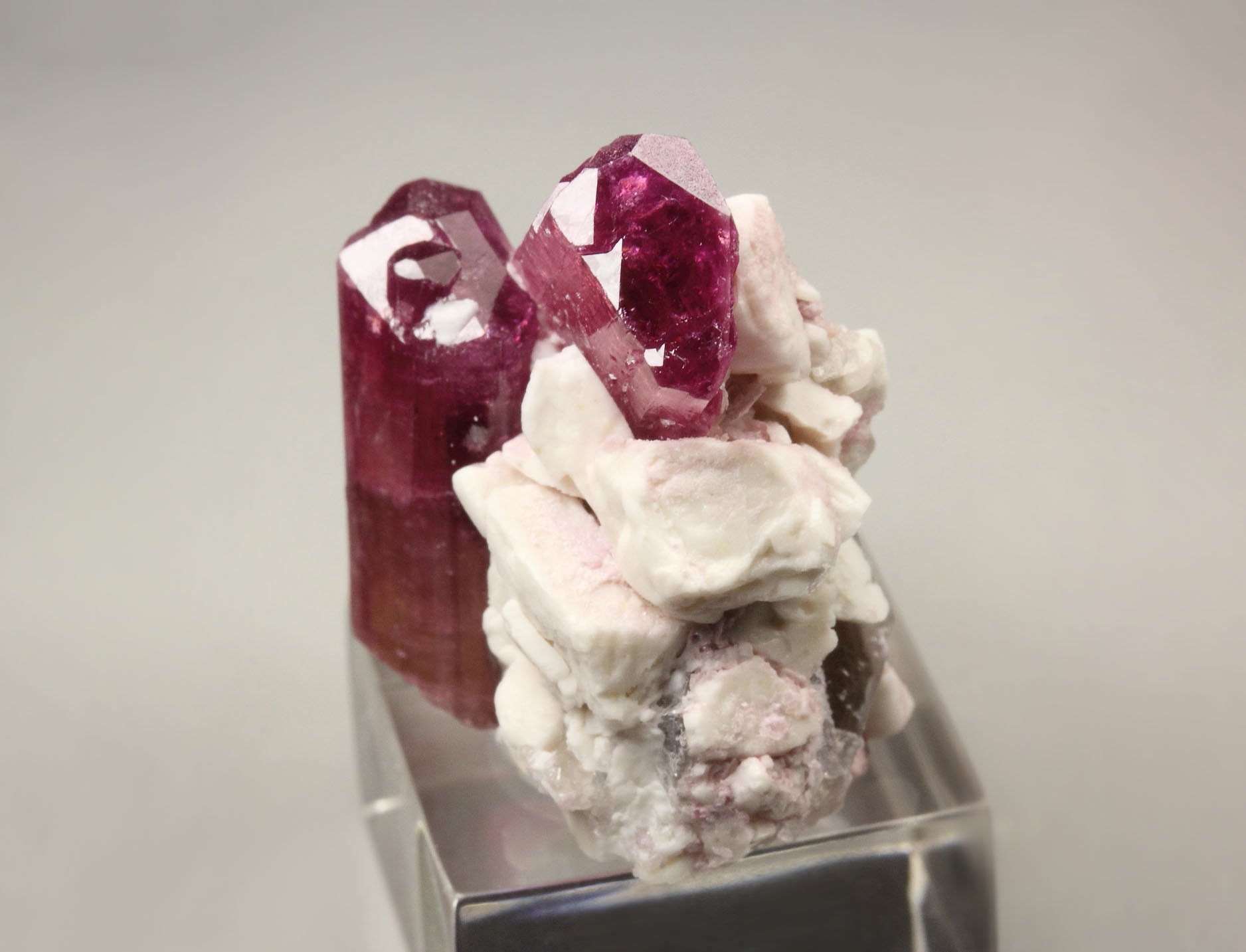 gemmy TOURMALINE var. ELBAITE