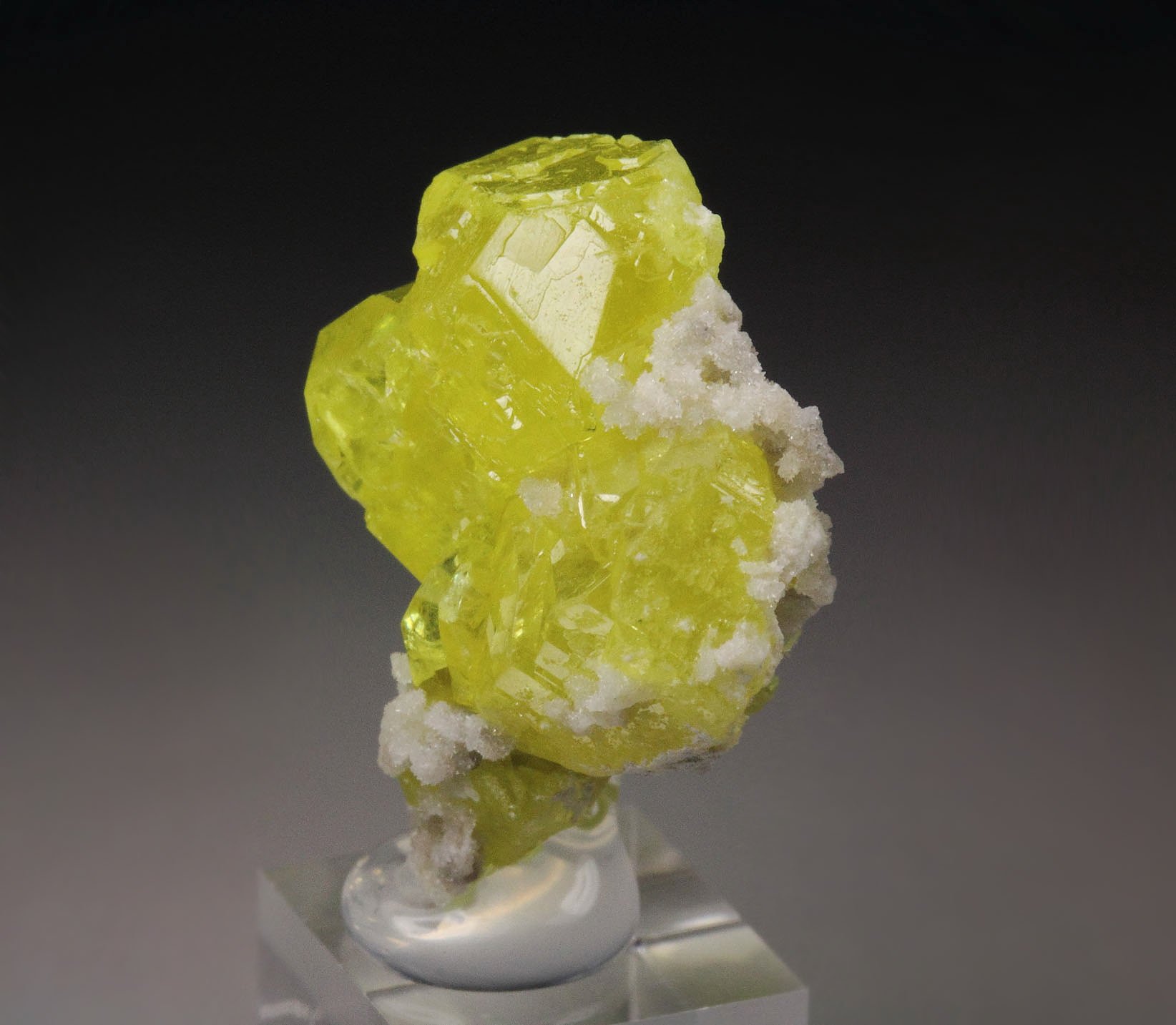 SULPHUR, ARAGONITE