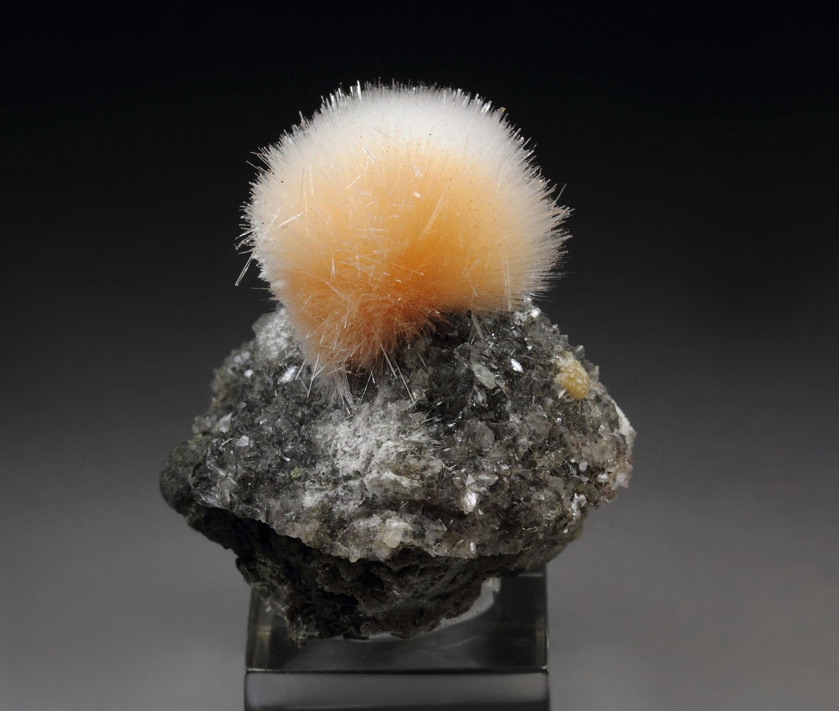 THOMSONITE, MESOLITE