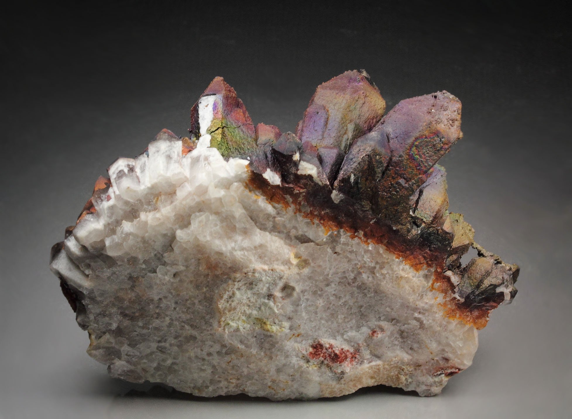 iridescent GOETHITE, QUARTZ