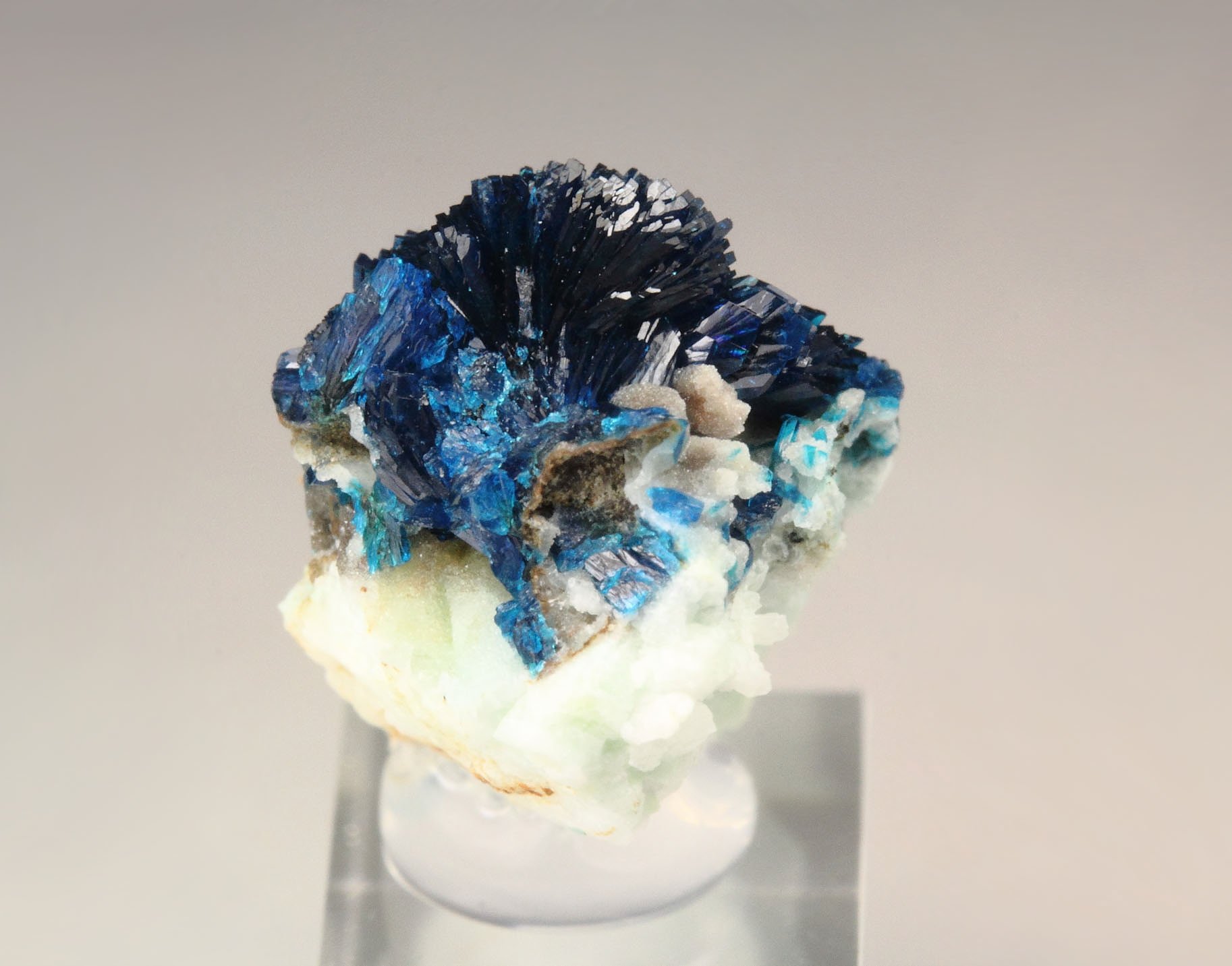 VESZELYITE