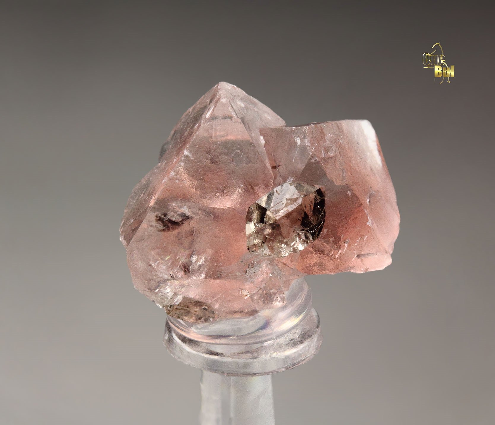 pink FLUORITE, QUARTZ