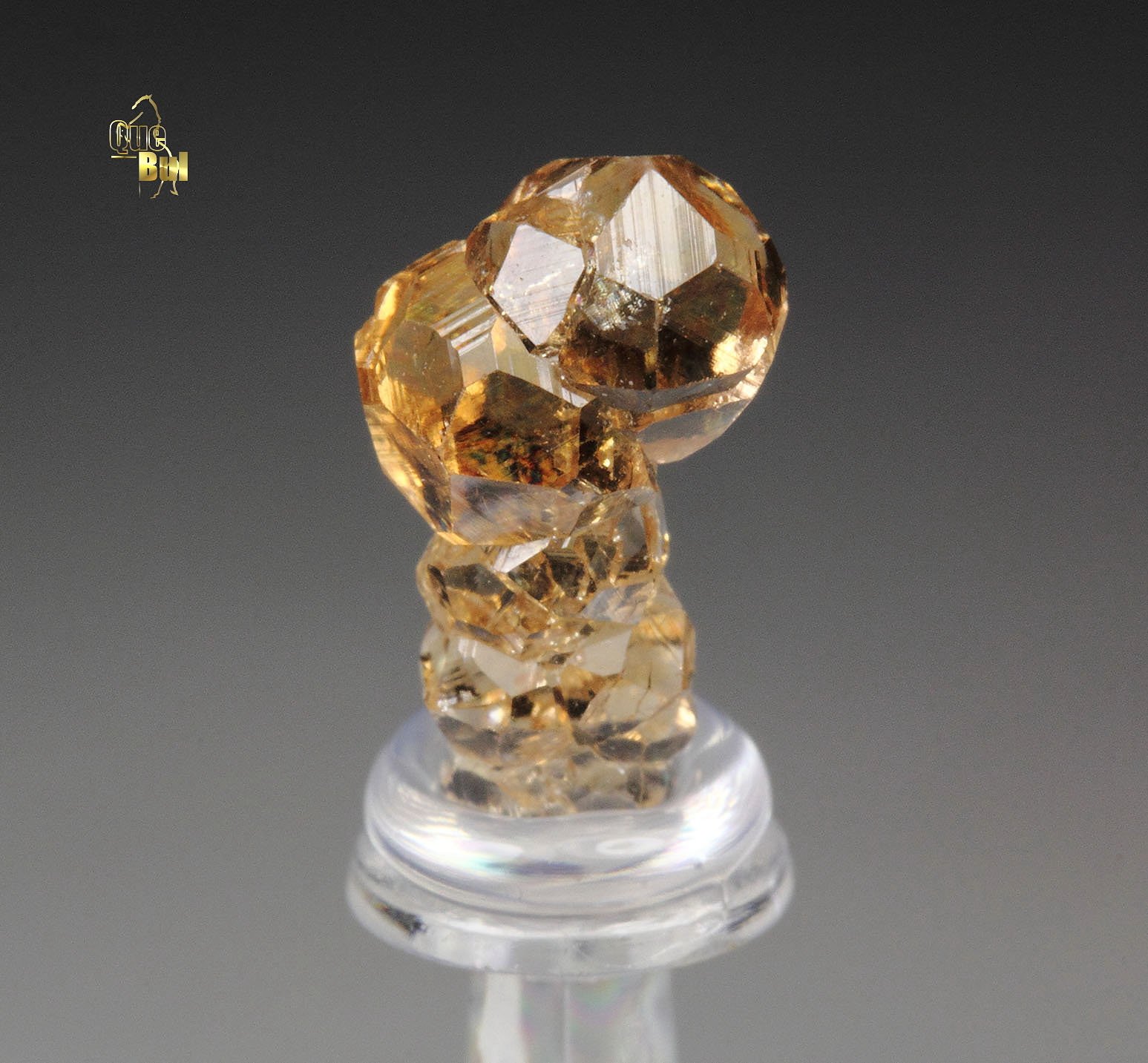 gem GARNET var. GROSSULAR