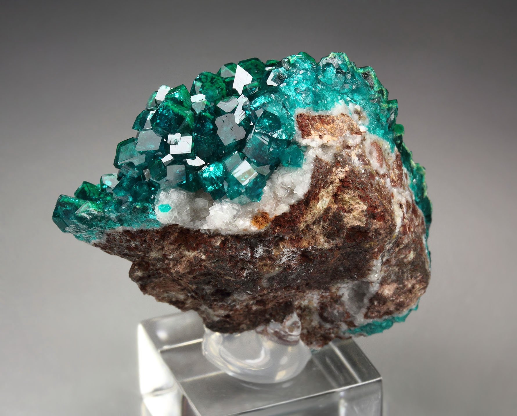 gemmy DIOPTASE with DUFTITE inclusions, CALCITE 