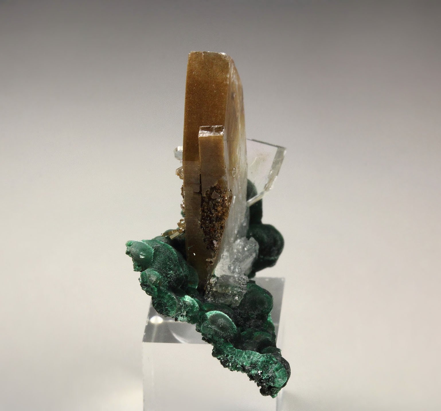 new find - BARYTE, MALACHITE