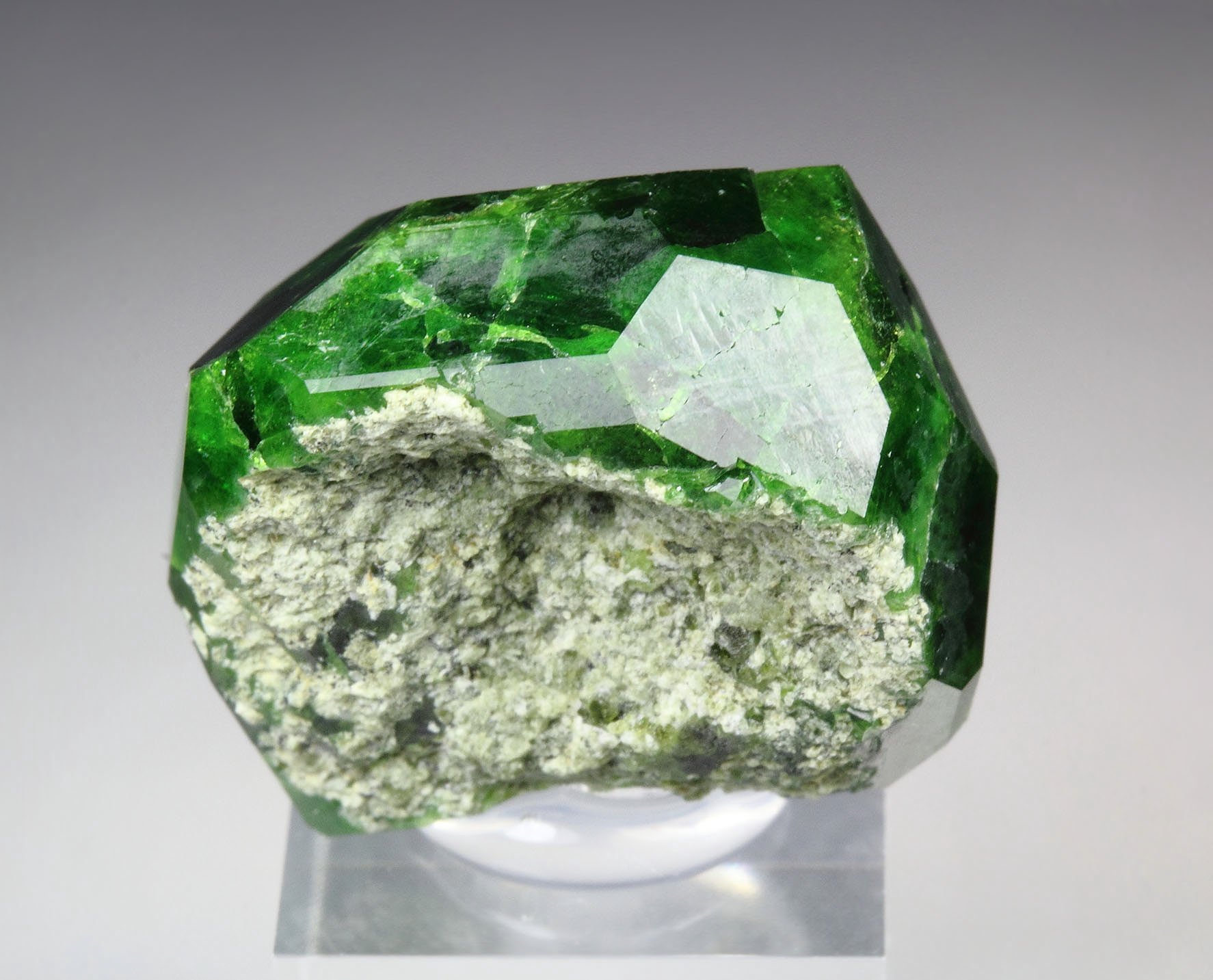 GARNET var. ANDRADITE var. DEMANTOID