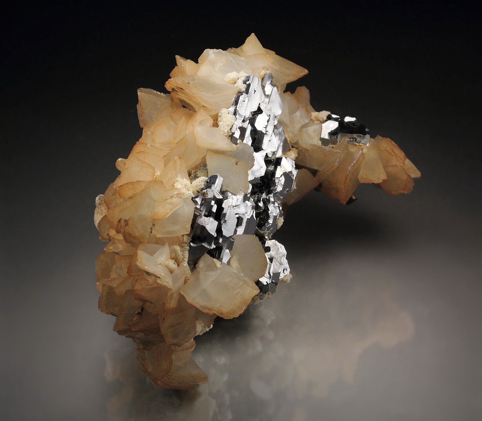 GALENA - SPINEL LAW TWIN, CALCITE