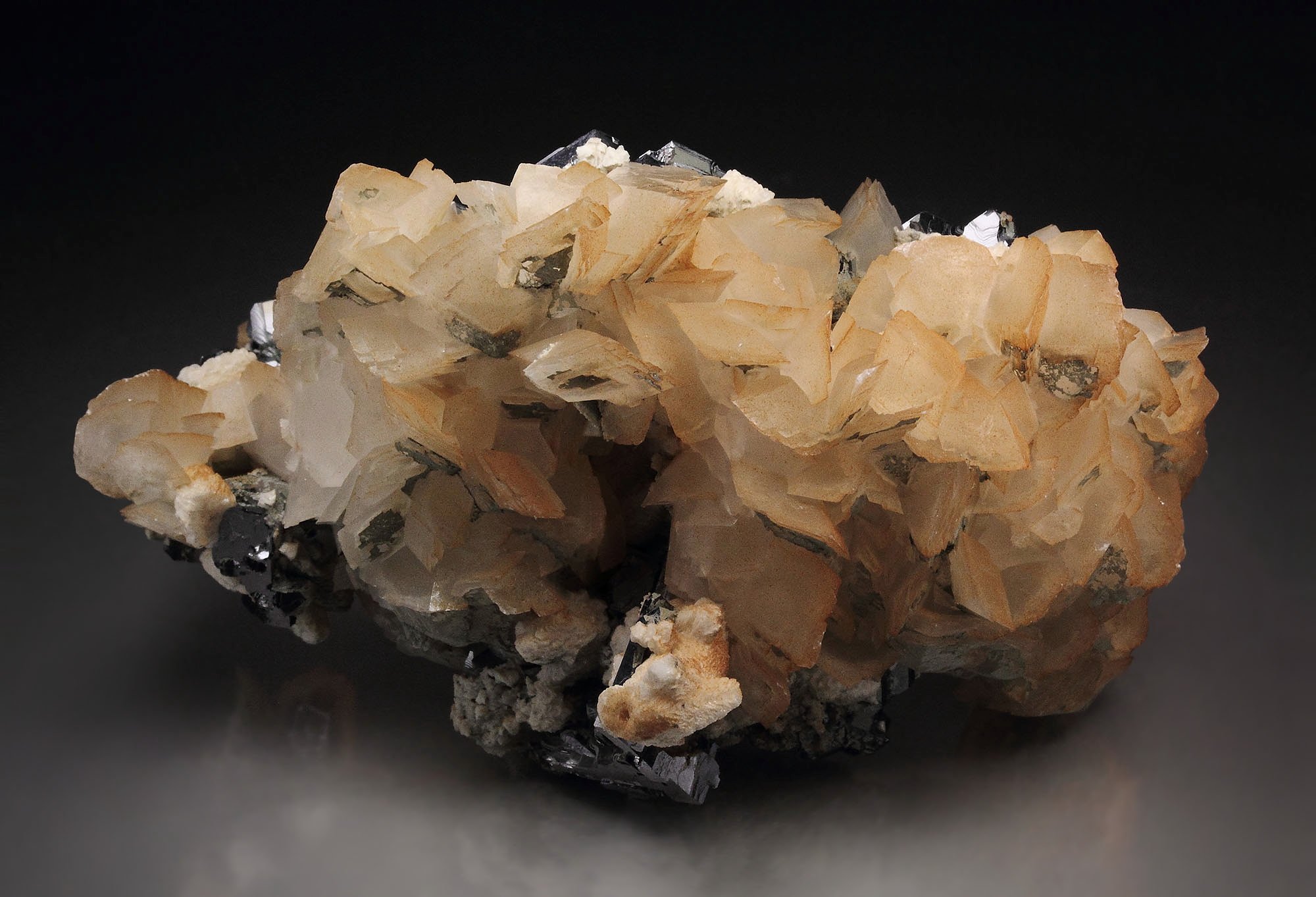 GALENA - SPINEL LAW TWIN, CALCITE