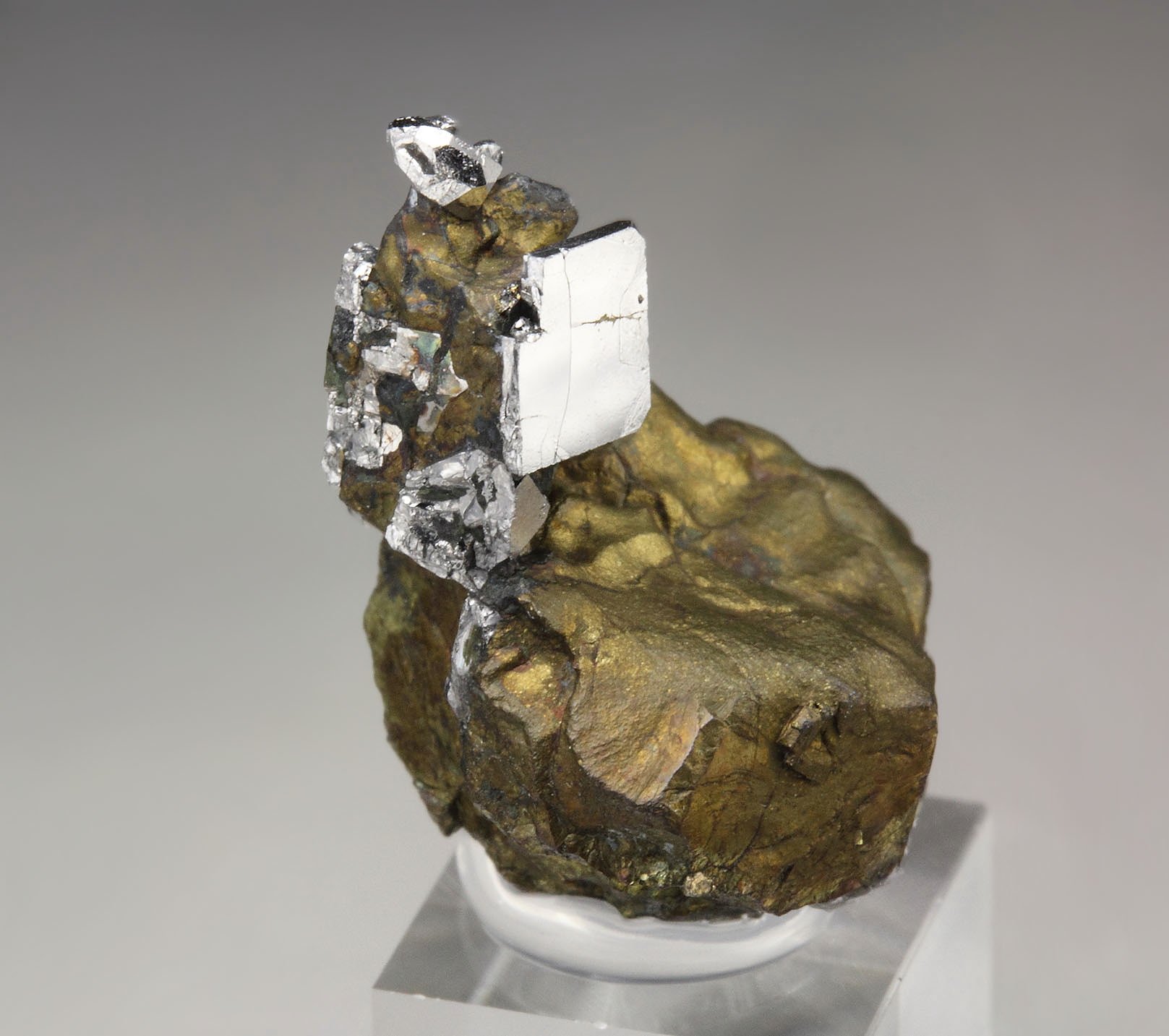 SPERRYLITE, CHALCOPYRITE