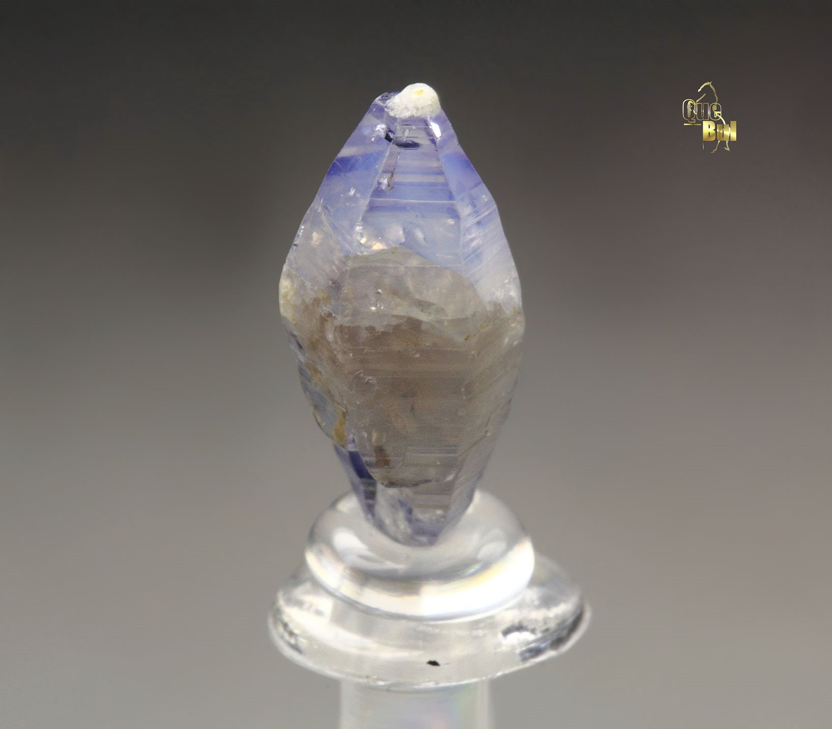 gem CORUNDUM var. SAPPHIRE