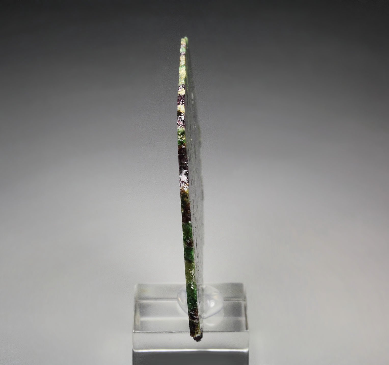 GARNET var. PYROPE, DIOPSIDE var. CHROMIUM-BEARING DIOPSIDE, ENSTATITE