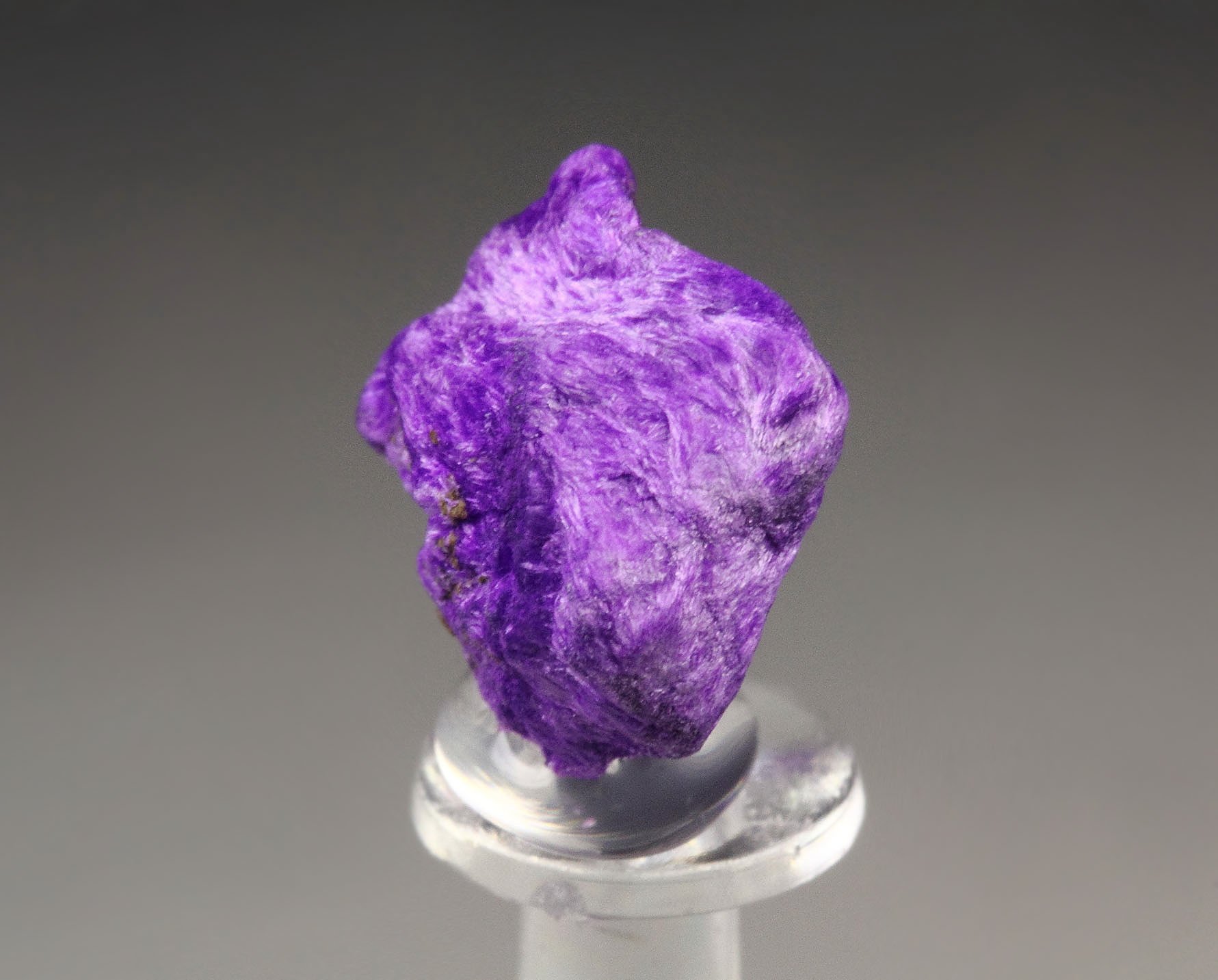 crystallized SUGILITE