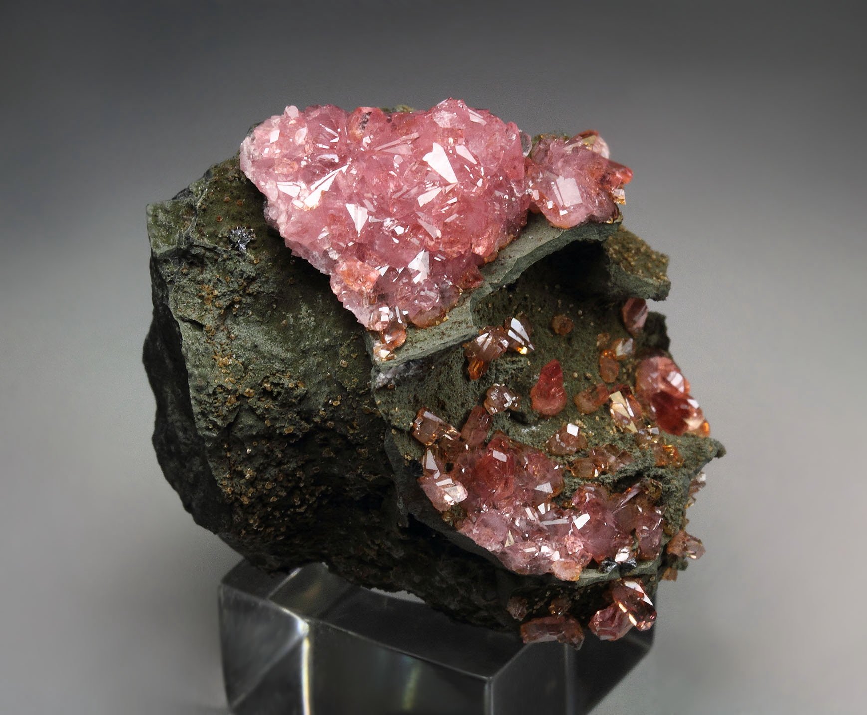 new find - gem RHODOCHROSITE