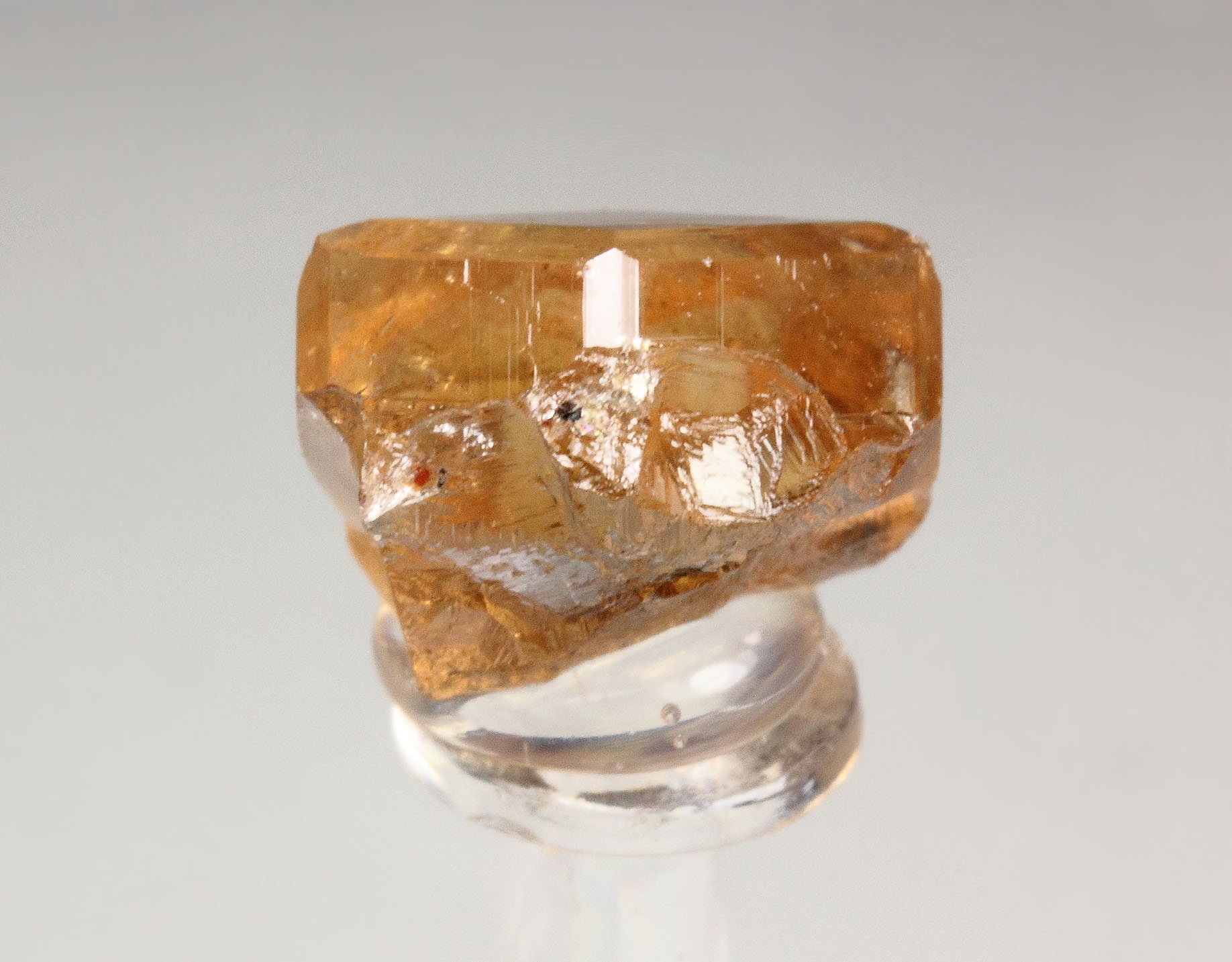 gem GARNET var. GROSSULAR