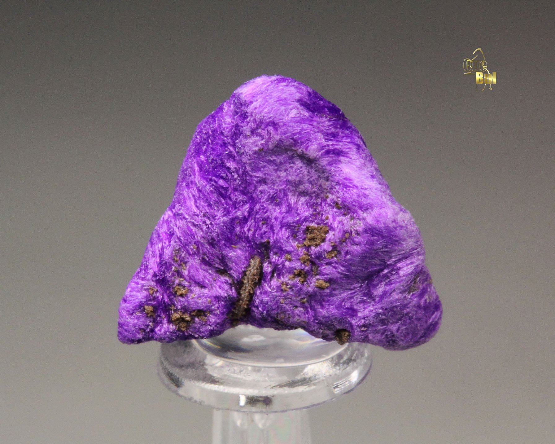 crystallized SUGILITE