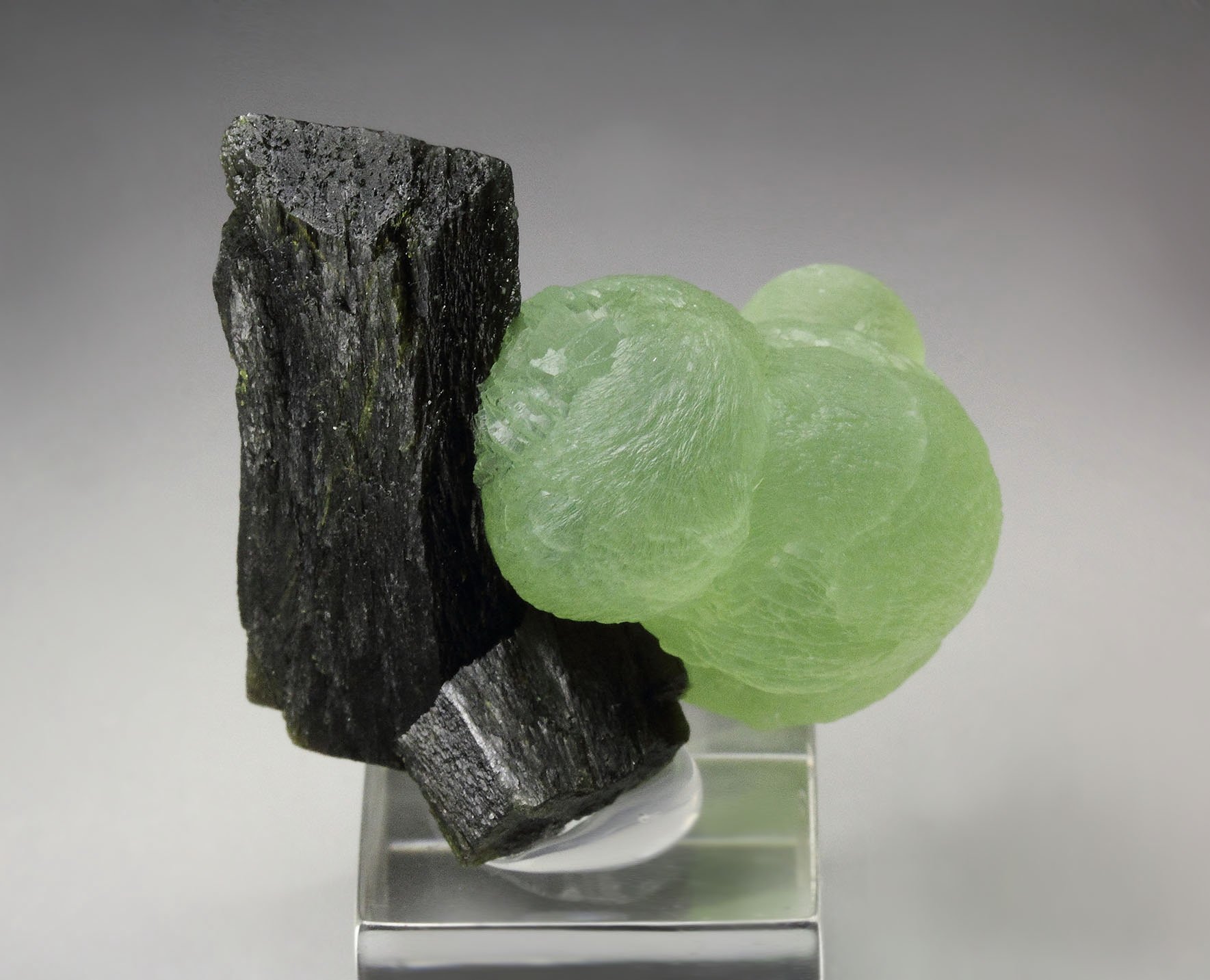 PREHNITE, EPIDOTE