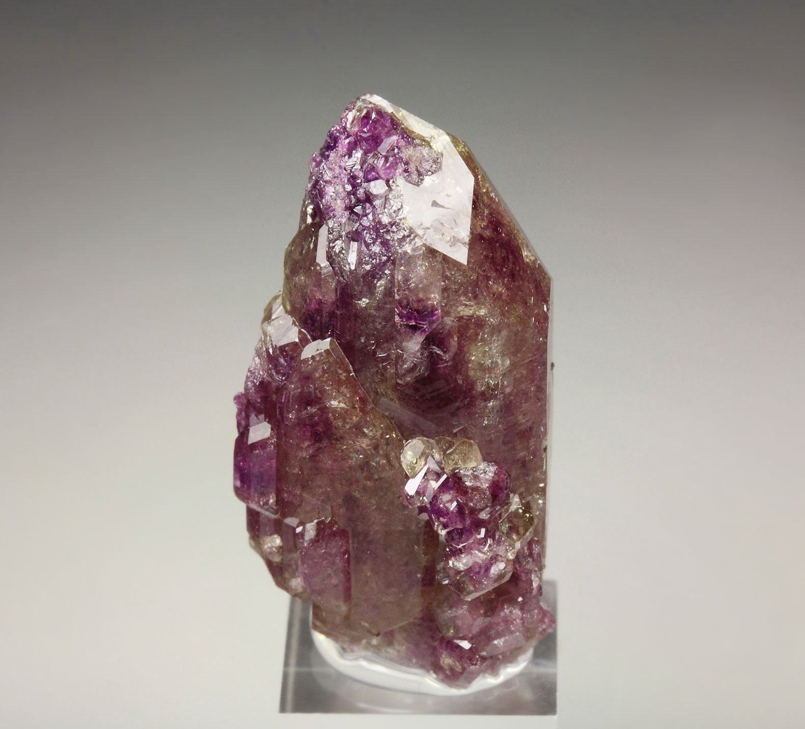 VESUVIANITE var. MANGANOAN