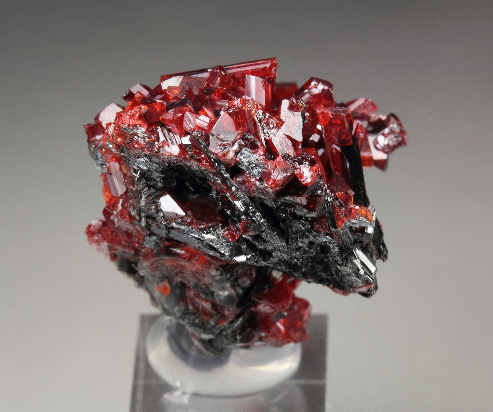 gem REALGAR, STIBNITE