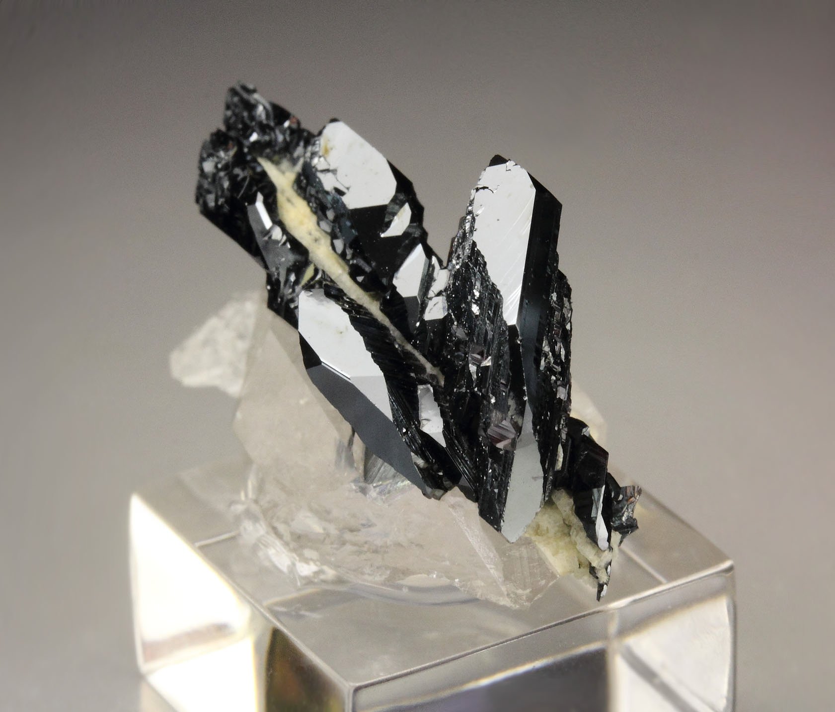 HEMATITE, RUTILE