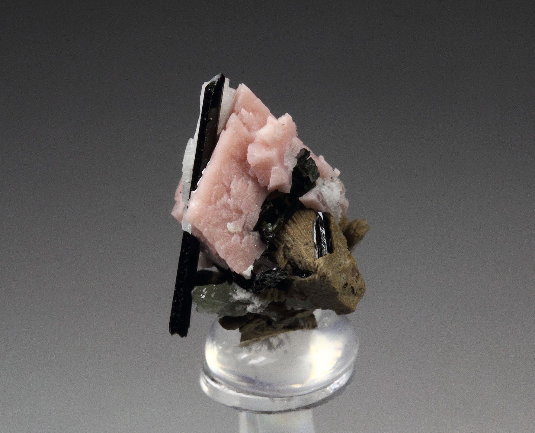 RHODOCHROSITE, AEGIRINE